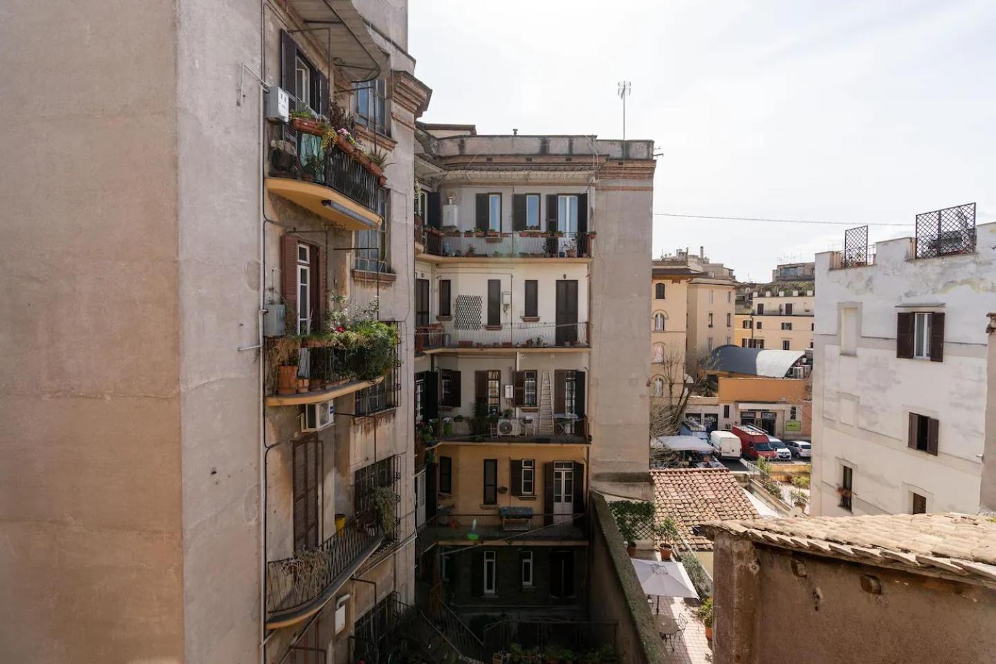 15 Min From Piazza Venezia Skyline Sanctuary In Trastevere מראה חיצוני תמונה