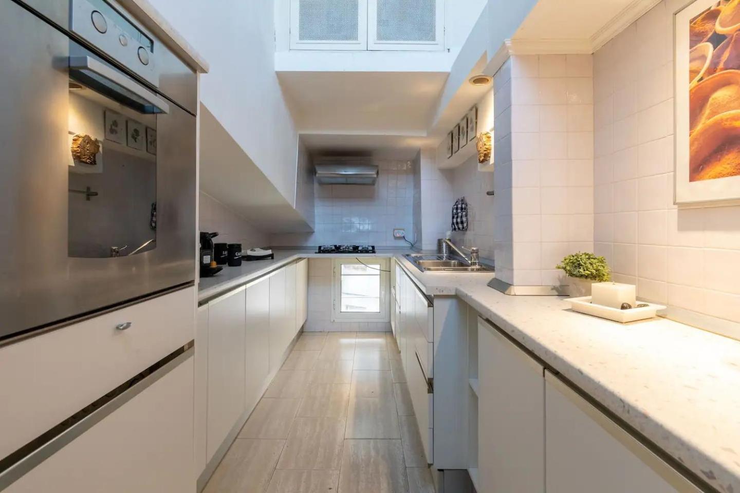 15 Min From Piazza Venezia Skyline Sanctuary In Trastevere מראה חיצוני תמונה